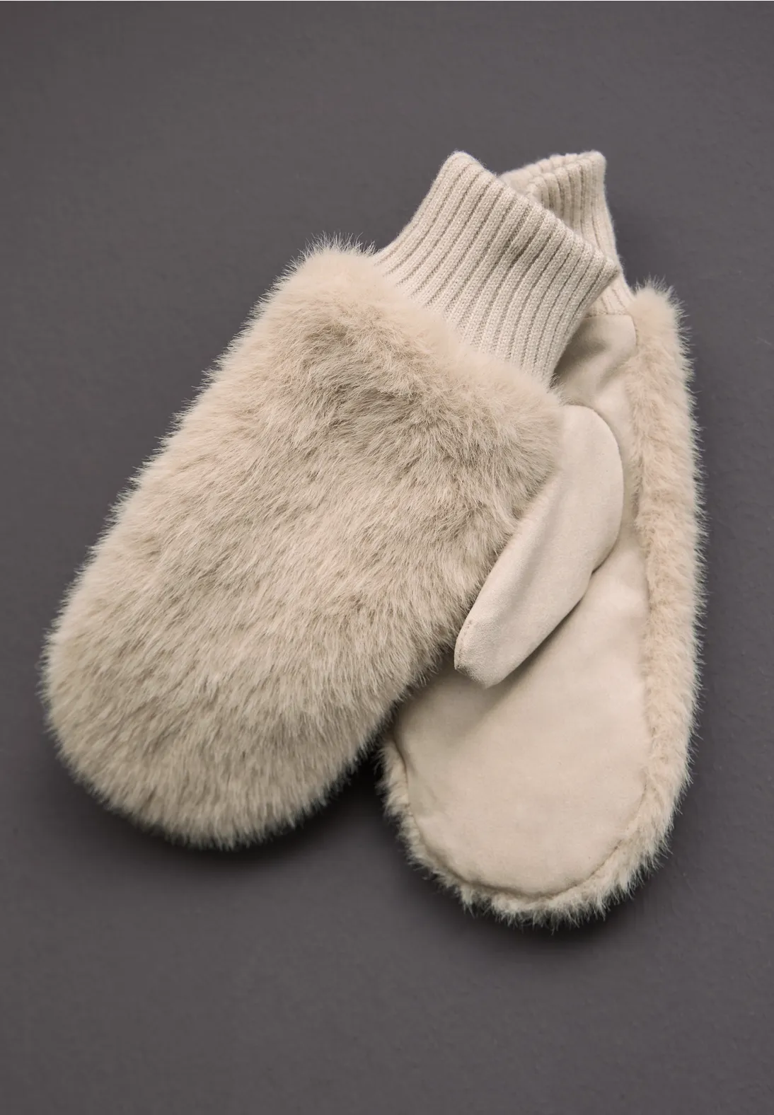 Rukavice palčiaky béž Street One 