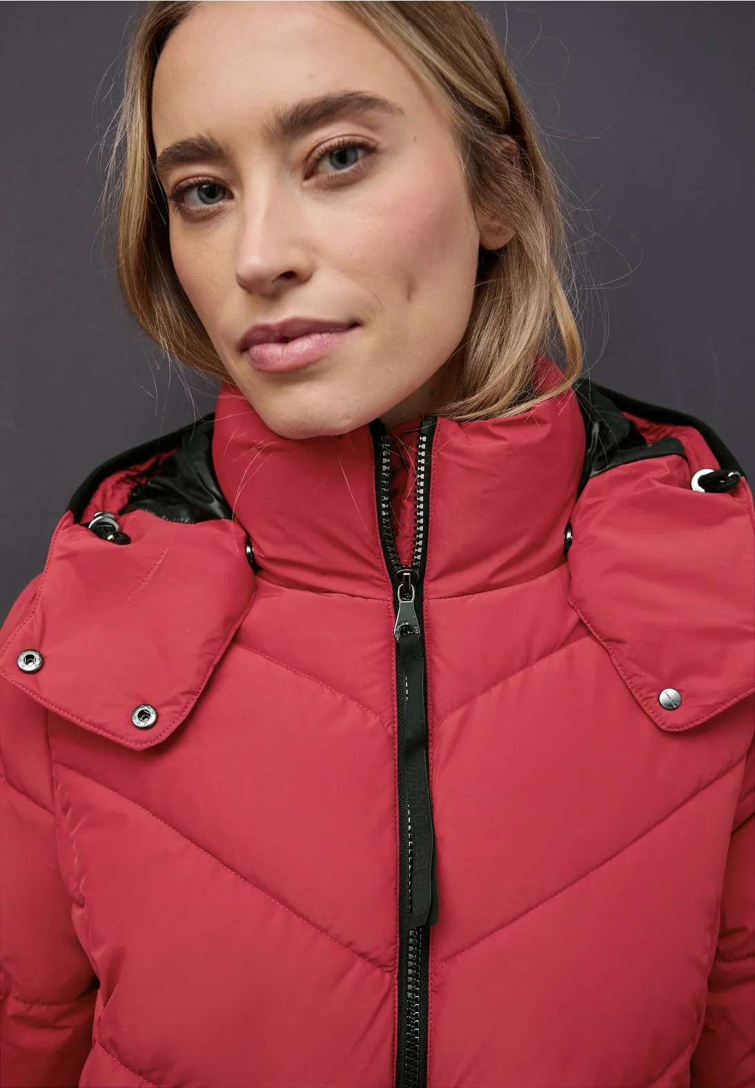 Bunda červená Street One